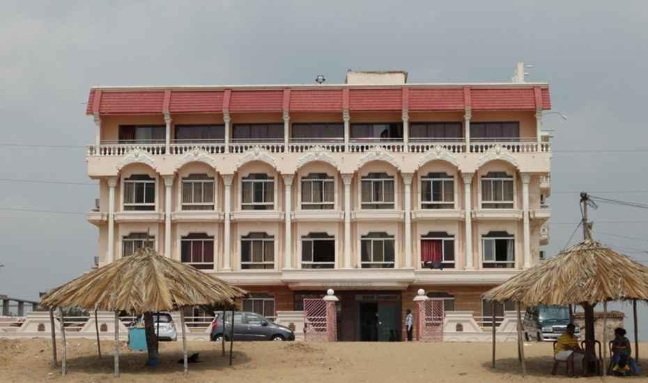 Hotel Dream Land Phulabāni Kültér fotó